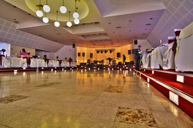 Hotel Star Pitesti Ngoại thất bức ảnh